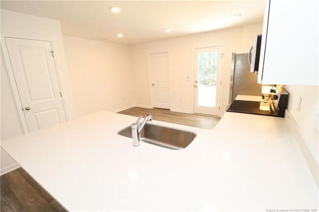 Building Photo - 5816 Brambleberry Way