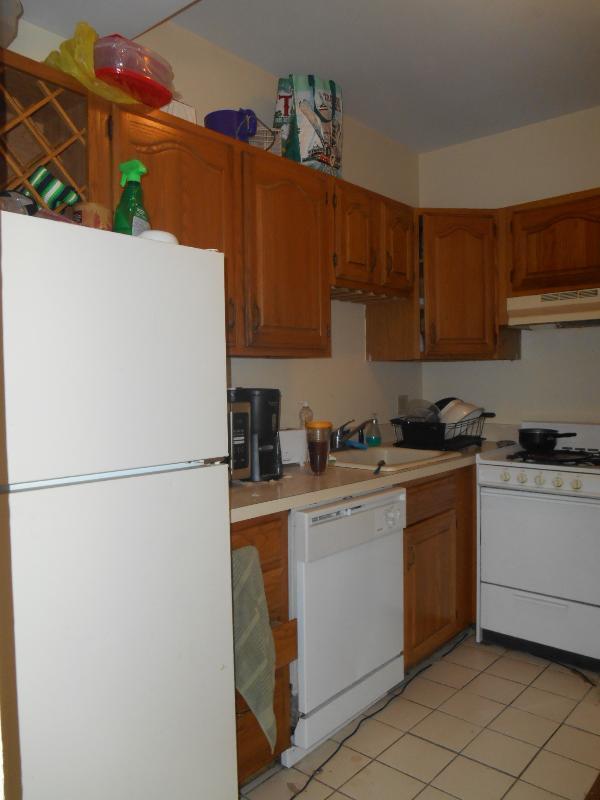 Building Photo - 14 Lorraine Ter