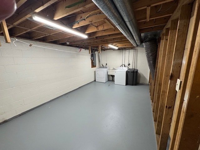 Building Photo - 3 Bedroom Townhouse- Maple Hollow