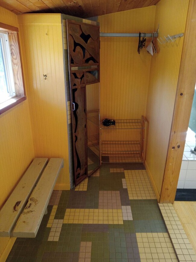 Building Photo - COZY HOME IN THE BEAUTIFUL TOWN OF TIJERAS...