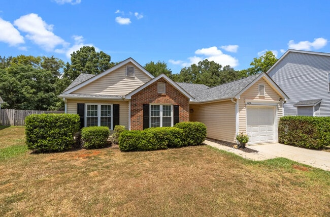 Building Photo - 16216 Circlegreen Dr