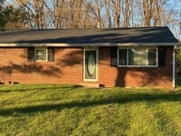 Building Photo - Welcome to this charming two-bedroom, one-bathroom double located in the heart of Springfield, OH+