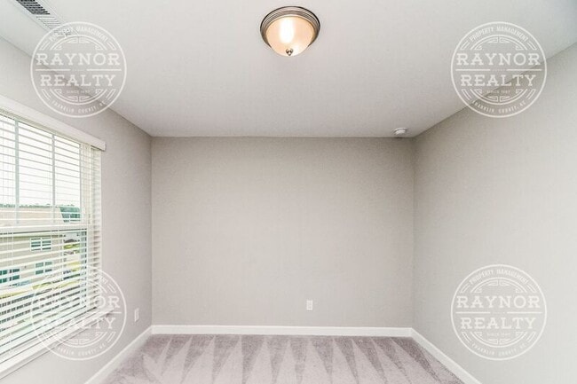 Building Photo - 545 Hawksbill Dr