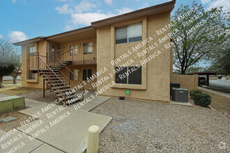 Building Photo - Updated Condo Available in Dobson Ranch!