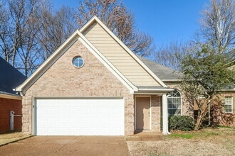 Building Photo - 6804 Kamali Ave