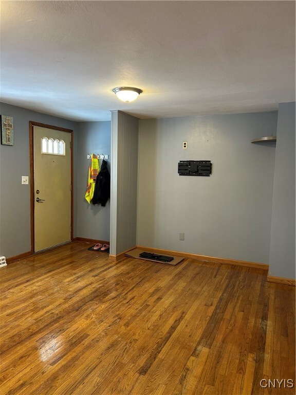 Building Photo - 415 Hazelhurst Ave