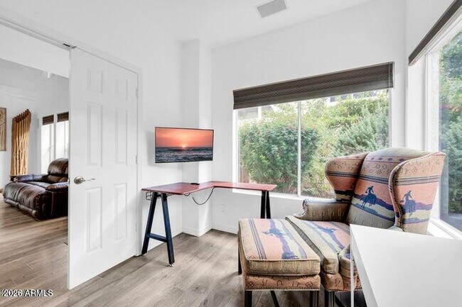 Building Photo - 8841 S 51st St