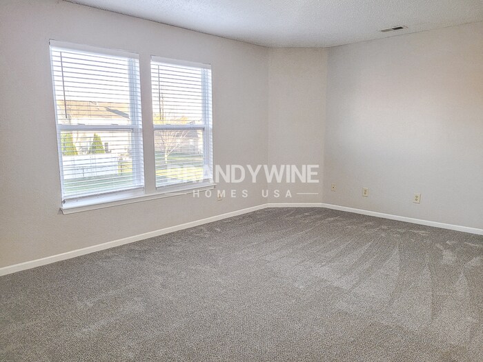 Building Photo - 5611 Olive Branch Way
