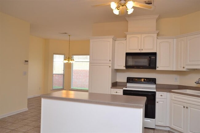 Building Photo - 6942 Heathermoore Loop