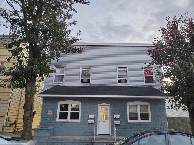 Primary Photo - 18 MECHANIC St