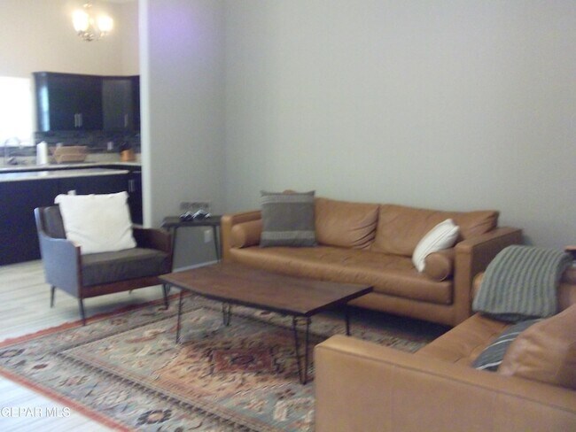 Building Photo - 7836 Enchanted View Dr