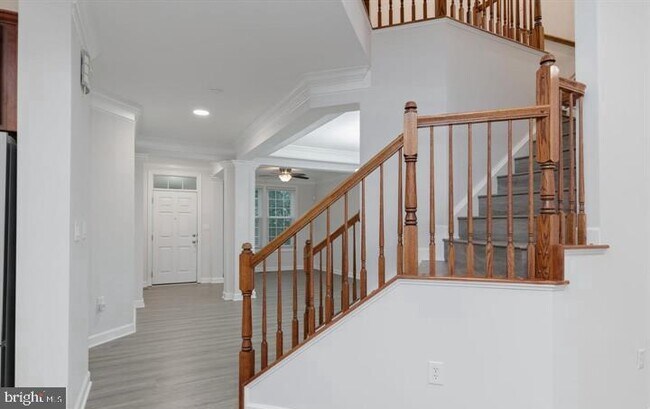 Building Photo - 16380 Rusty Rudder Dr