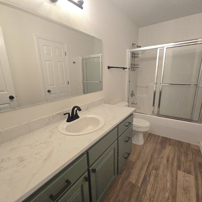 Building Photo - Remodeled 3 bedroom, 2 bathroom, 2 car garage + shop