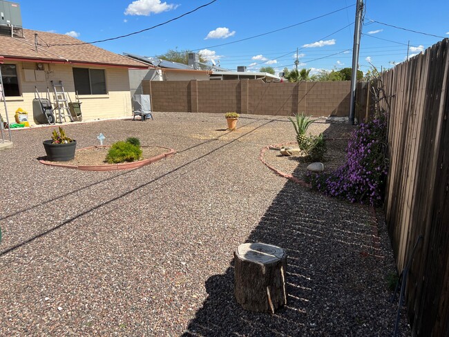 Fenced back yard - 9947 W El Dorado Dr