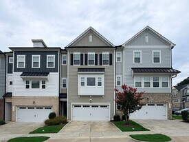 Building Photo - 829 Amley Pl
