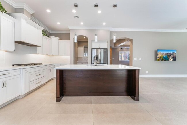 Building Photo - Stunningly Remodeled Single-Story Oasis in...