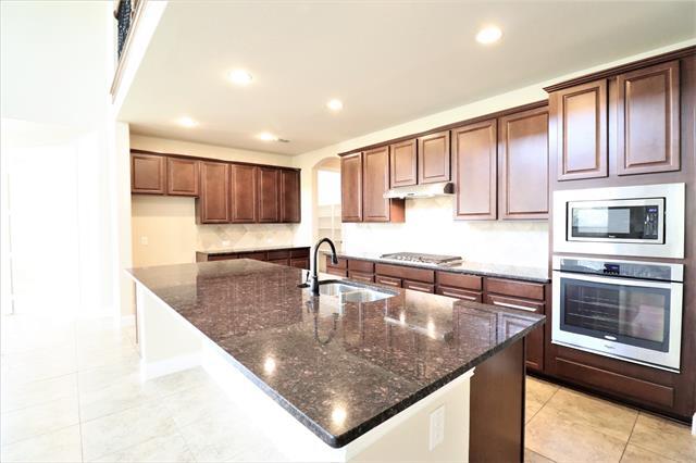 Building Photo - 5070 Kerstyn Dr