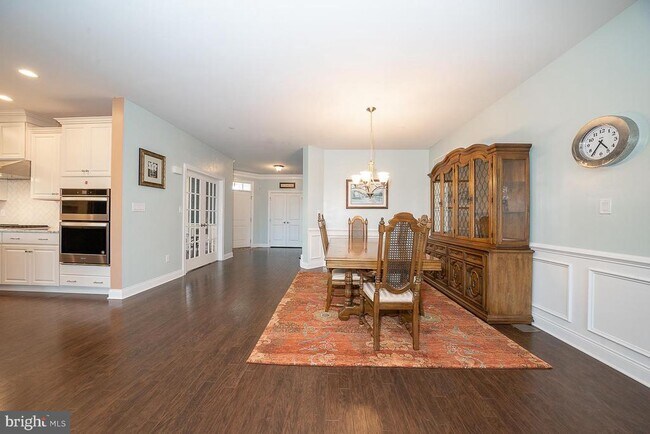 Building Photo - 3701 Parris Blvd