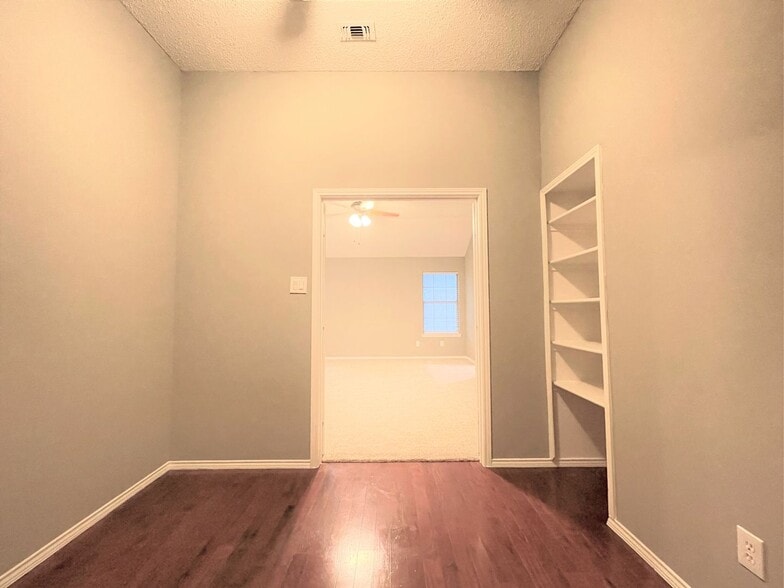 Building Photo - 9017 Creede Trail