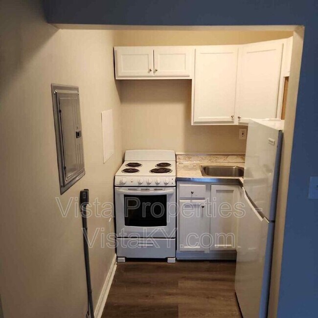 Building Photo - 4012 Southern Pkwy