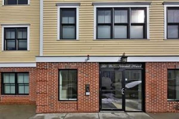 Building Photo - 360 W 2nd St