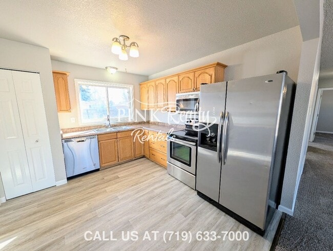 Building Photo - 133 Steven Dr