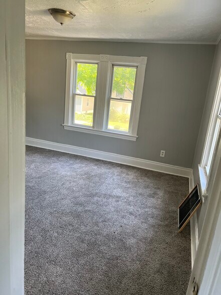 Bedroom 3 - 101 Superior St