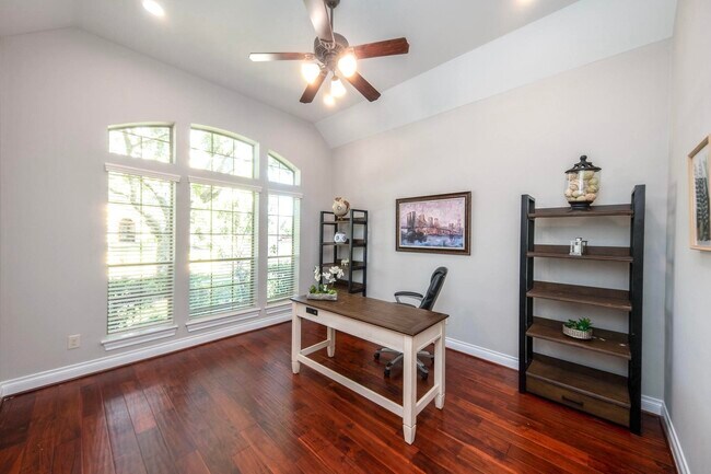 Building Photo - 27907 Brandy Creek Lane