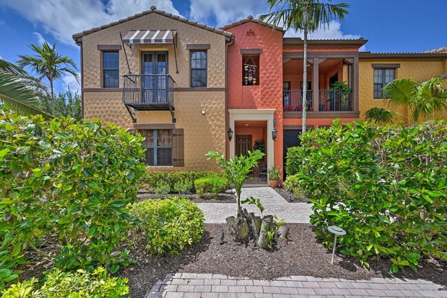 Building Photo - 9155 Delano St