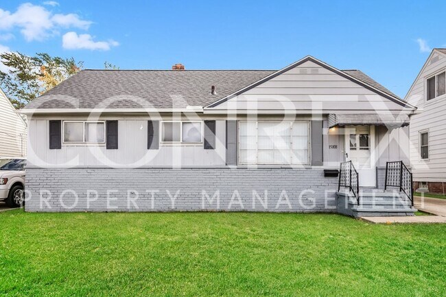 Primary Photo - Charming 3 Bedroom Ranch