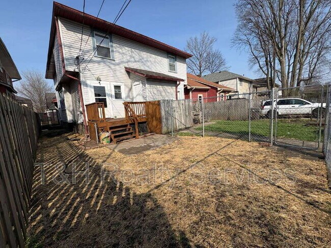 Building Photo - 2925 N Delaware St