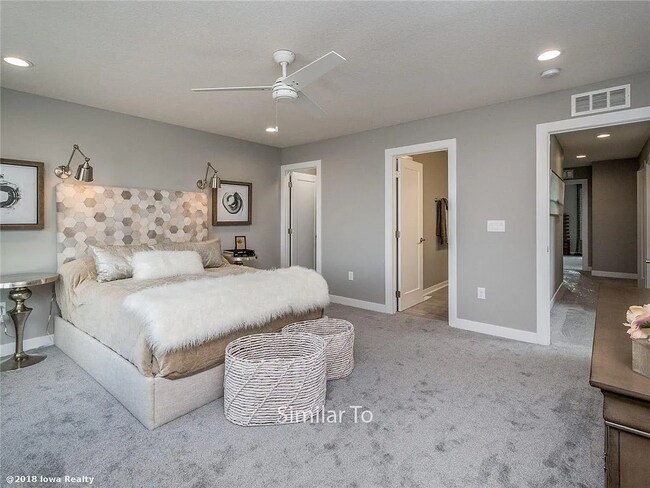 Building Photo - 2338 SE Sydney Ln