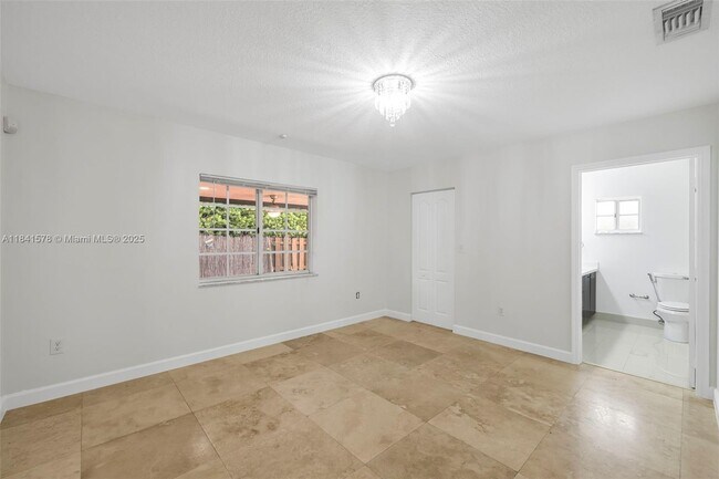 Building Photo - 3363 SW 154th Ct