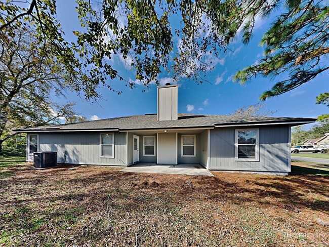 Building Photo - 8824 Fieldside Ct