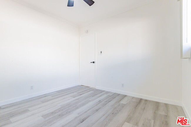 Building Photo - 2107 Pullman Ln
