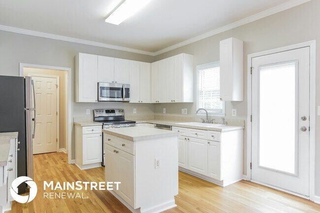 Building Photo - 212 Sarazen Dr