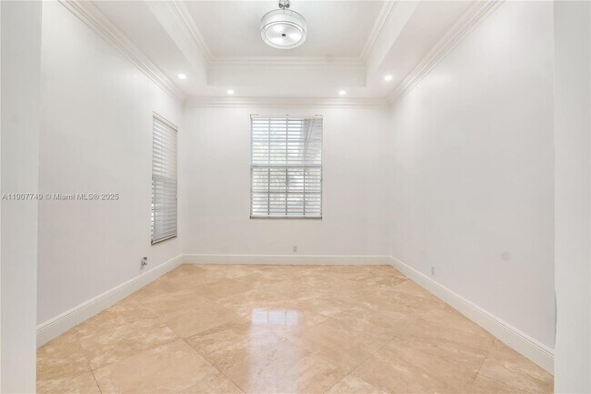 Building Photo - 12008 NW 69th Ct