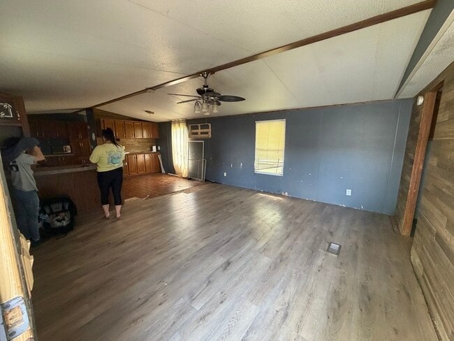 Building Photo - 157 Goodlett Dr