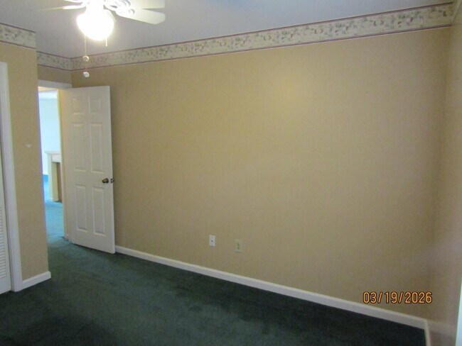 Building Photo - 1095 Plantation Dr