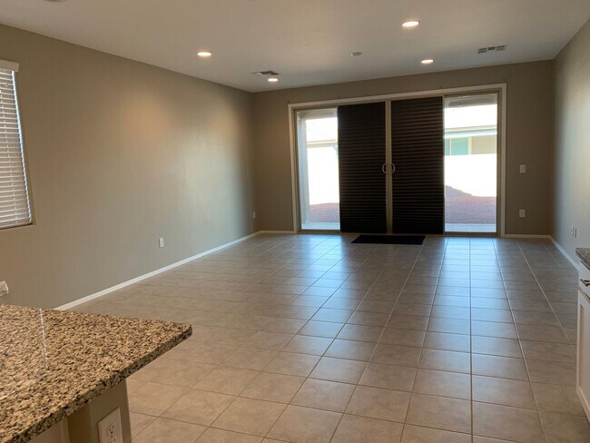 Building Photo - 3 Bedroom 2 Bath Home with 2 car garage, only built in 2020