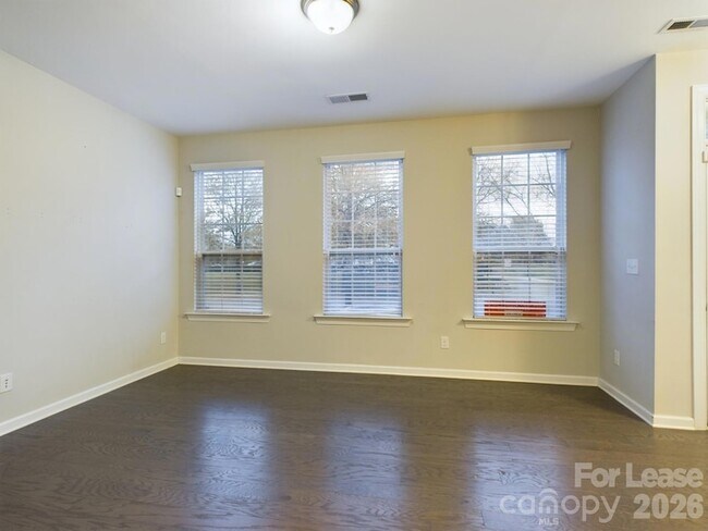 Building Photo - 6624 Berewick Commons Pkwy