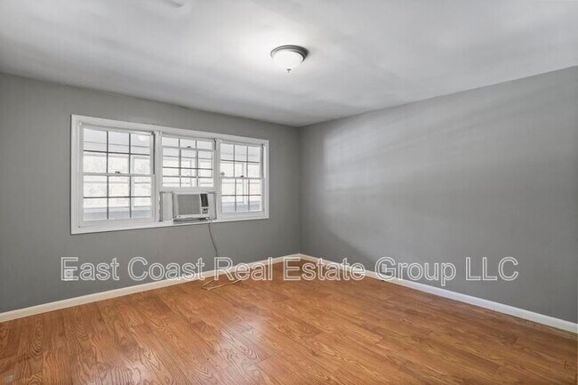 Building Photo - 13628 Pennsylvania Ave