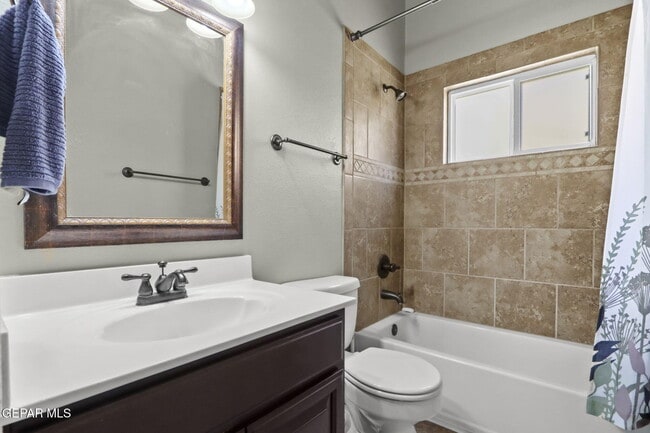 Building Photo - 11621 St Martin Way