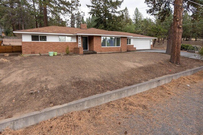 Building Photo - West Hills 4 Bdrm+, 3 Bath Mid Century - A...