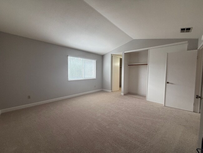 Building Photo - Bright & Remodeled 3 Bedroom 2.5 Bath Home in North San Jose