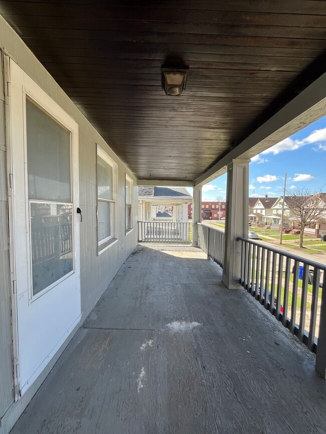 Building Photo - 3339 W.84th