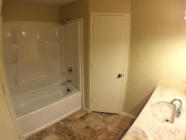 Building Photo - 8212 Lara Ln