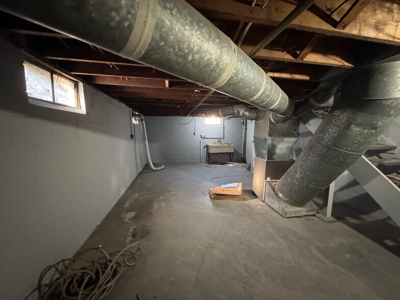 Building Photo - 3758 Palm Ave