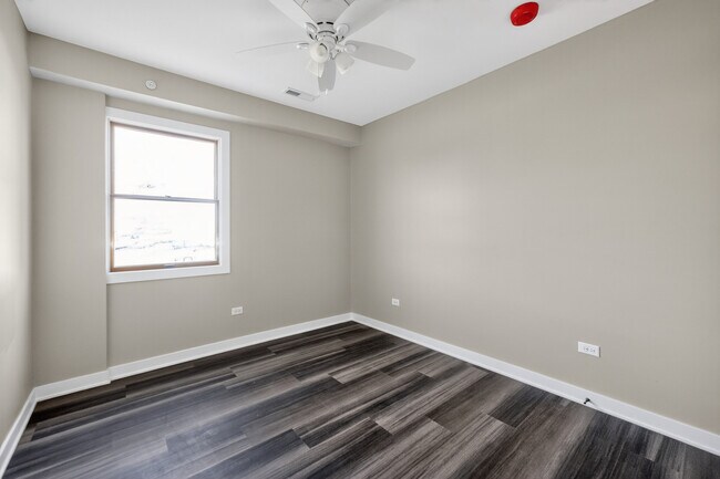 Building Photo - 1430 DeKalb Ave