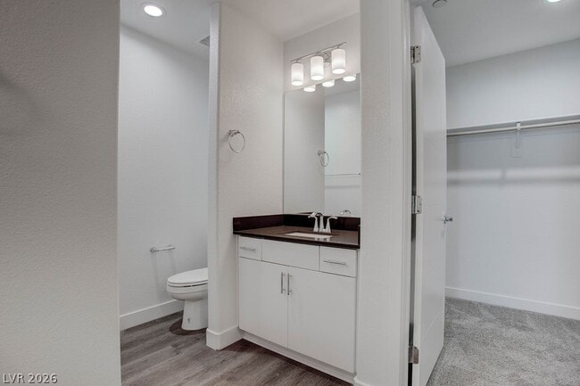 Building Photo - 70 Harrison Rose Ct